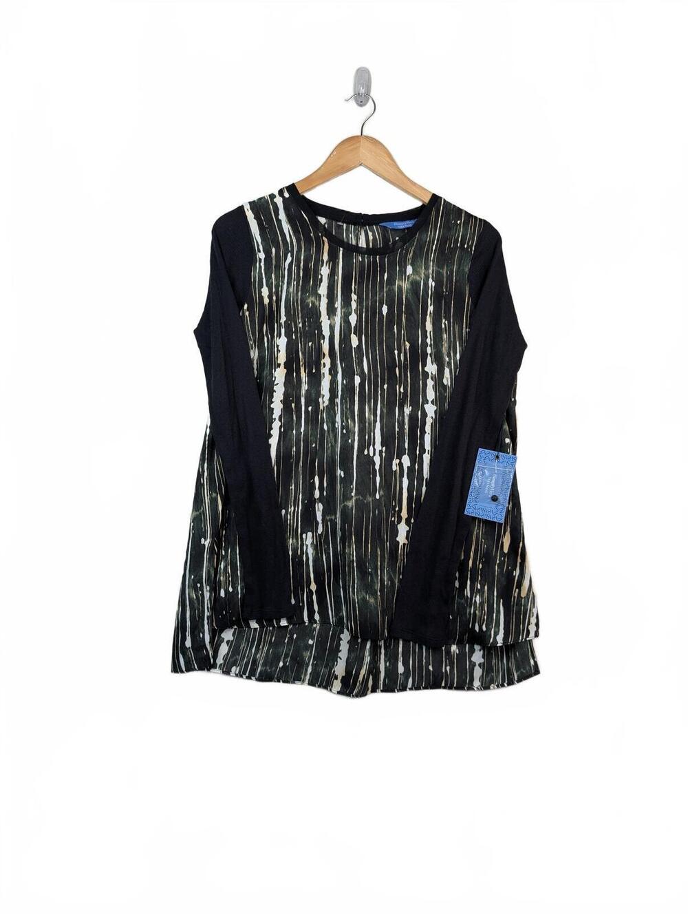 NWT Simply Vera Vera Wang Black and White Abstract Print Tunic Top Medium